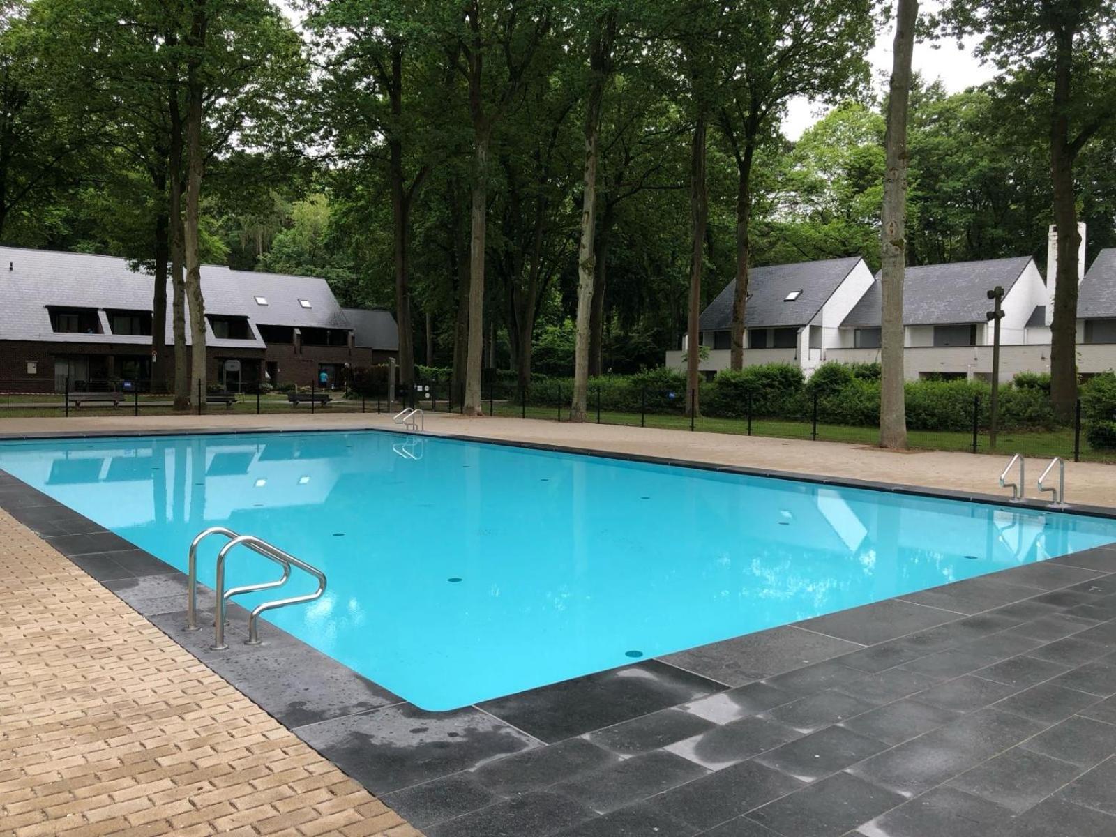 Chalet In Het Bos - Gezin - Wandelaars - Digital Nomads - Hs Wifi - Fijnspar 108 Aan de Wolfsberg Extérieur photo